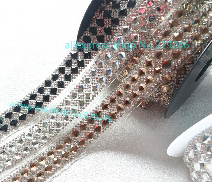 Бесплатная доставка 2 см Цвета: черный коричневый белый квадратном каблуке с