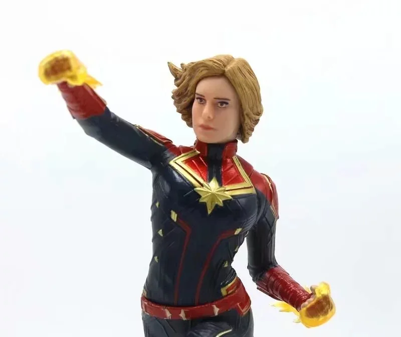 Фигурка из фильма 24 см Железный студийный 1/10 масштаб Капитан Marvel Carol Danvers Статуя