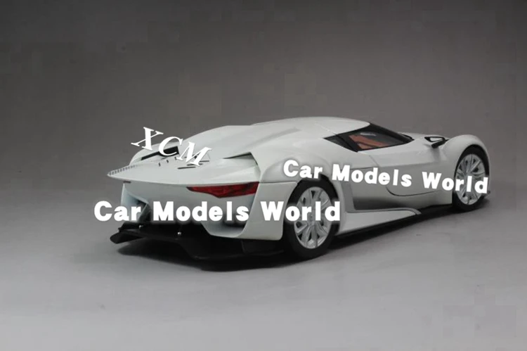 Литая под давлением модель автомобиля для Norev GT концепция 1:18 (белый) + маленький