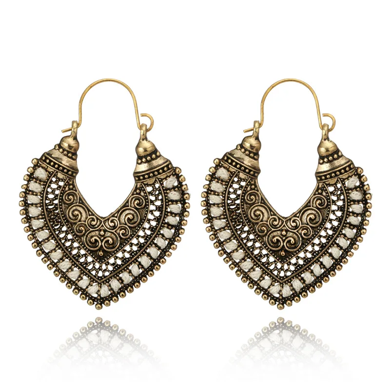 White Shuangshuo Ethnic Vintage Carving Hollow Heart Hoop Earrings for Women Pendientes Mujer Brincos Bohemian Big Hoops Earrings - Окраска металла: White