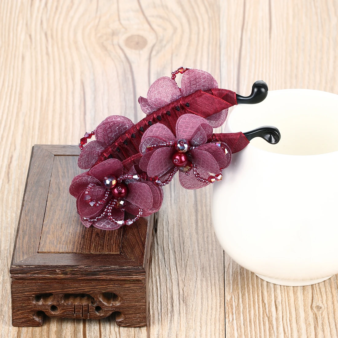 Заколки для волос клип Искусственные цветы с жемчугом кристаллами бисером