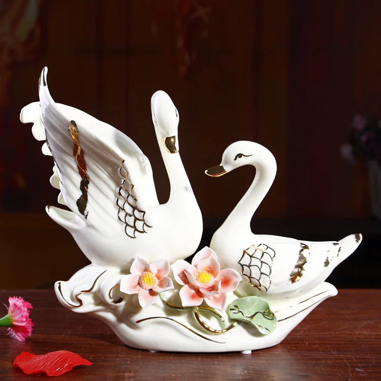 Обручальные пары лебедь Свадебные предметы интерьера украшение комнаты на