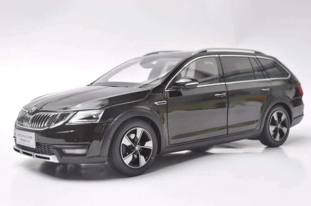 1:18 литая под давлением модель для Skoda Octavia Combi коричневый сплав игрушечный автомобиль миниатюрная Коллекция подарков