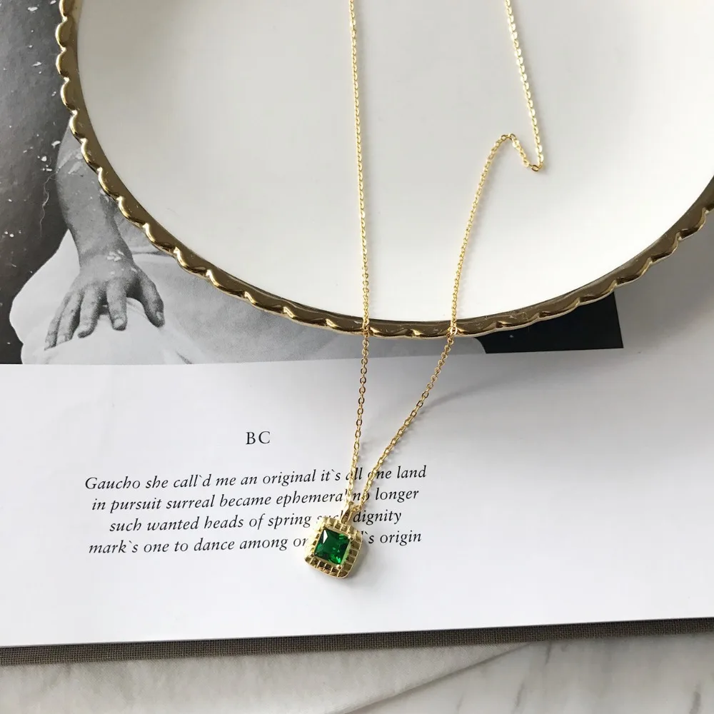 Серебро 925 пробы золотая цепочка квадратный глубокий кулон с зелеными
