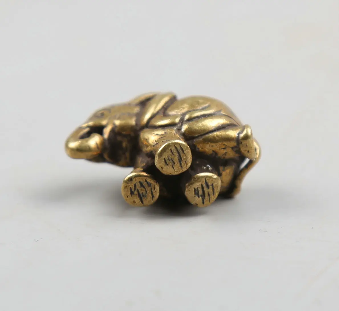 

31MM/1.2" Collect Curio Rare China Fengshui Small Bronze Exquisite Lovable Animal Elephant Heffalump Pendant Statue Statuary 34g