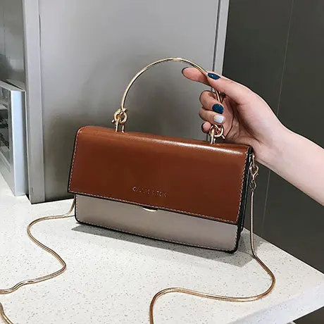 Простая сумка из искусственной кожи на одно плечо с цепочкой квадратная