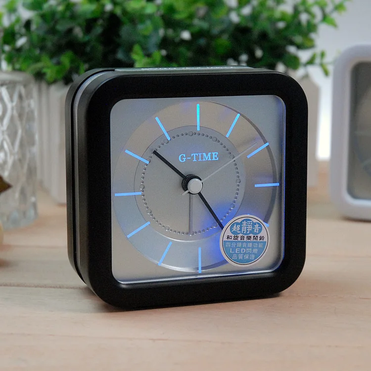 Лидер продаж Модные серебристые мини Будильник прикроватная немой дети студент