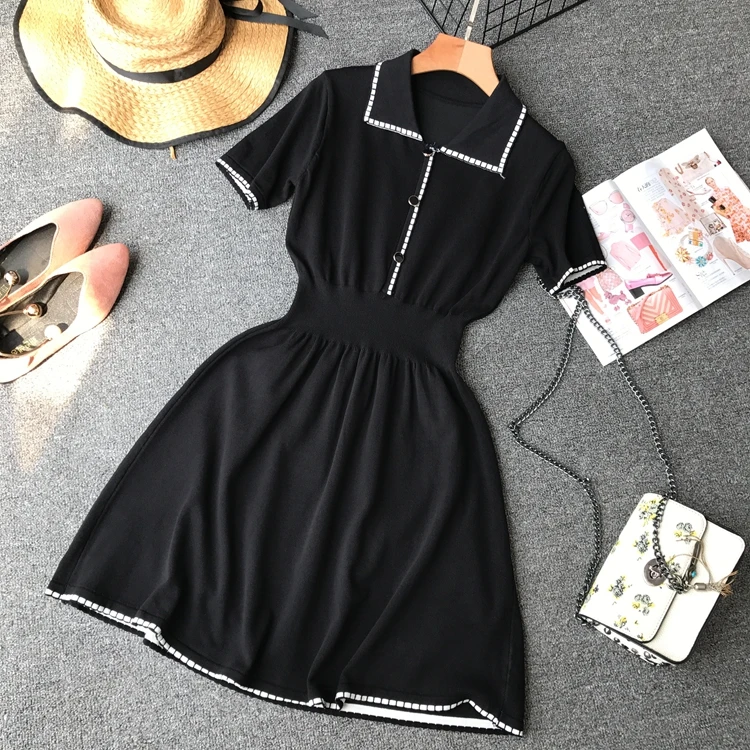 ALPHALMODA трикотажное платье с воротником поло коротким рукавом однобортное высокой