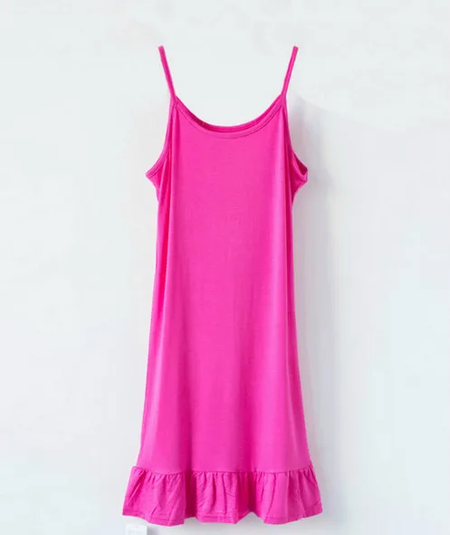 Женское офисное платье на бретелях однотонное без рукавов бретельках модель FE9