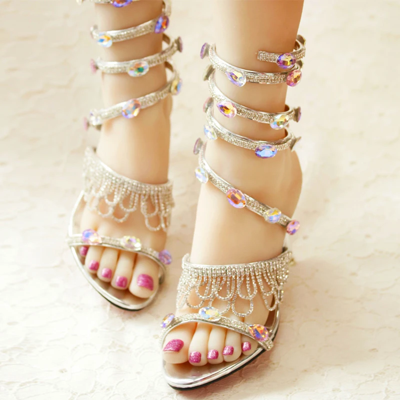 Сезон весна лето Босоножки ручной работы Стразы пикантные проникнуть Форма