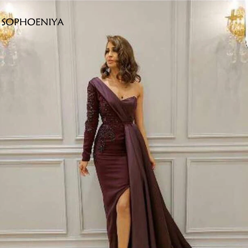 

New arrival Purple Long sleeve evening dress Slit side sexy Dubai Kaftan evening dresses 2023 Crystals Beaded evening gown