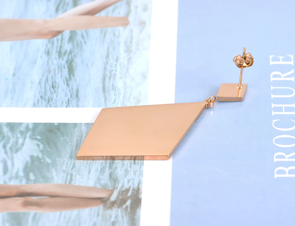 Ювелирные изделия JeeMango большие ромбовидные серьги черные/белые глянцевые из