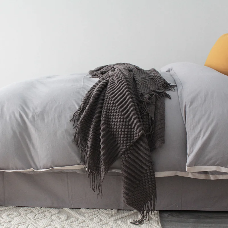 Nordic Dark Gray Blanket Super Soft Winter Bed Bedding Warm Soft Quilt Crochet Sofa Cover Blanket Bed Supplies
