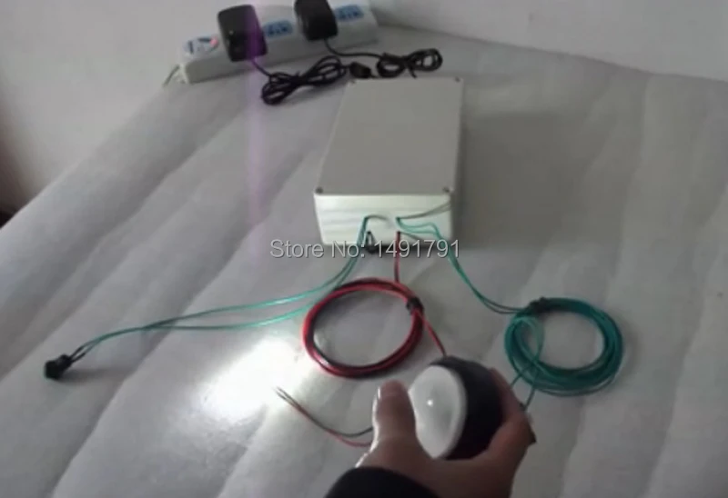 Бегущий реквизит для комнаты Trueman ищите пароль в светильник волшебный мерцающий