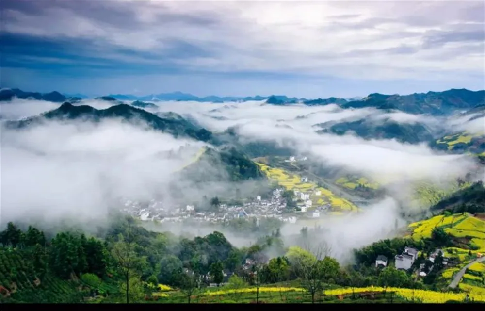 Настенные 3D обои на заказ Красивая деревня в смоге гостиной фотообои |