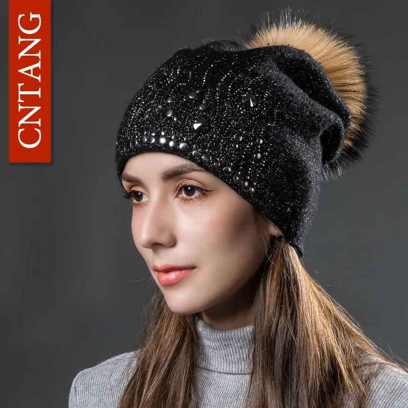 Black CNTANG, шерстяные вязаные шапки с серебряной нитью, круглая теплая шапка с заклепками для женщин, осенне-зимние модные шапки с меховым помпоном, дамские шапочки - Цвет: Black