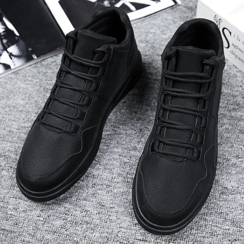 Стильная мужская повседневная обувь удобная на шнуровке модная популярная из
