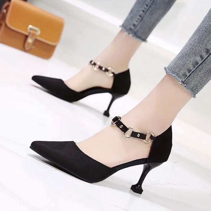 Женские тонкие туфли с острым носком на высоком каблуке-шпильке пряжкой в