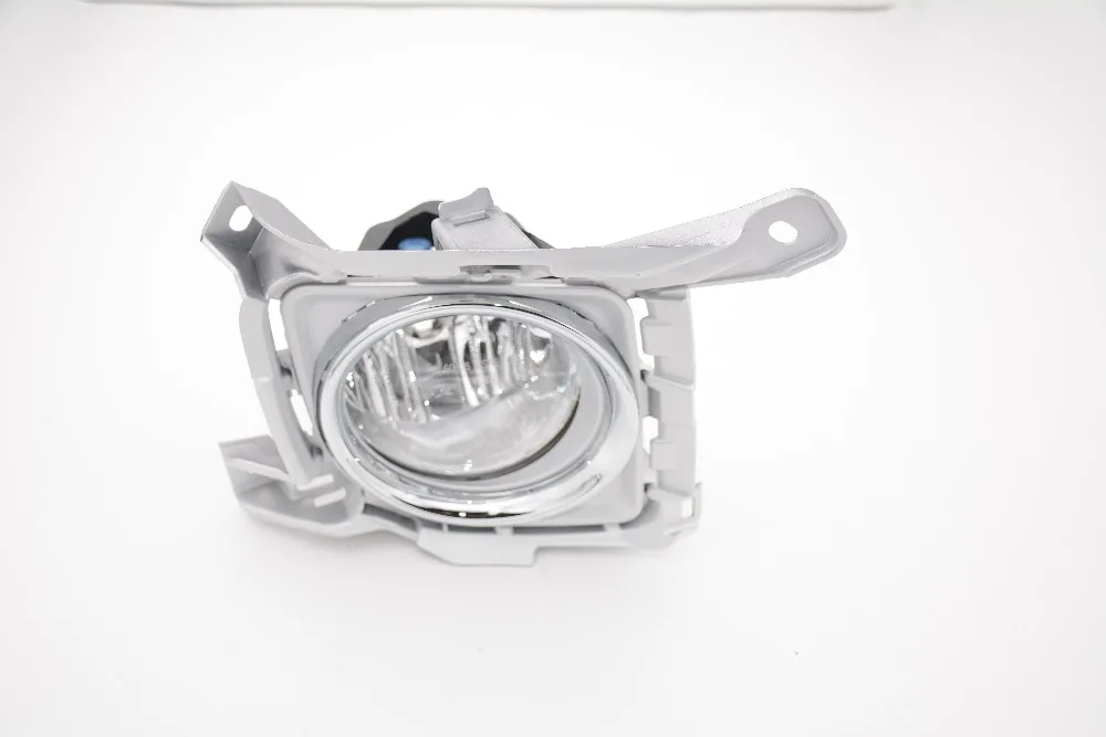 

1 шт. Передняя фотомагнитола, правая 81210-60221 для Toyota Land Cruiser 2013
