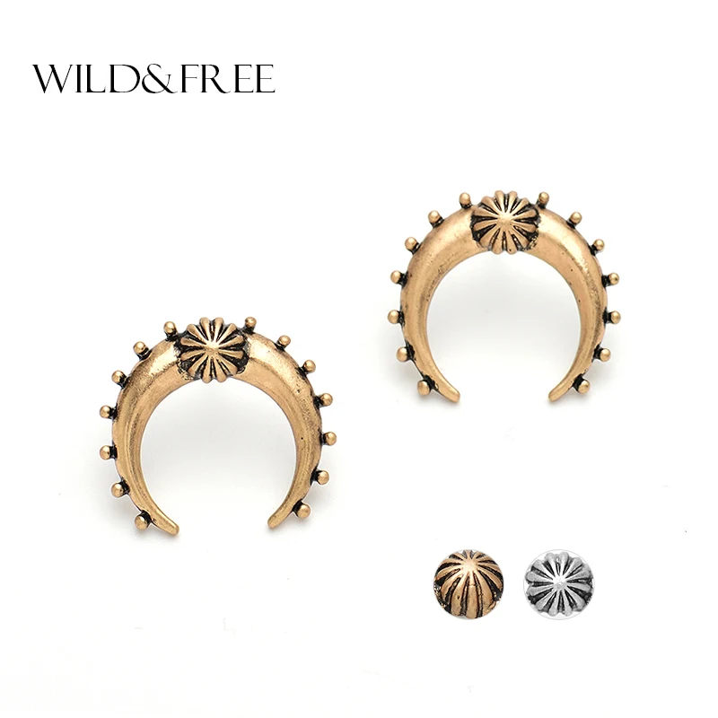 

Women Bohemia Antique Gold Color Zinc Alloy Horn Stud Earrings Vintage India Statement Europe Stud Earrings Jewelry