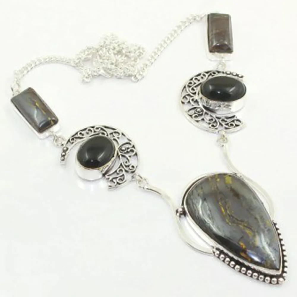 

Iron Tiger Eye & Black Onyx Necklace Silver Overlay over Copper, 47.5 cm, N3896