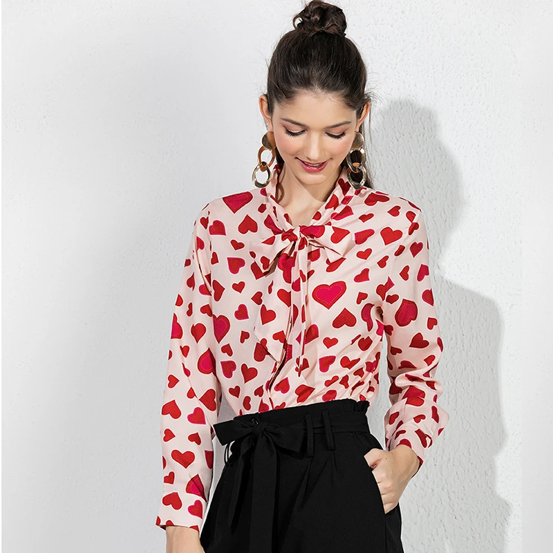 Блузка шифоновая женская с бантом на шее длинным рукавом и цветочным принтом |
