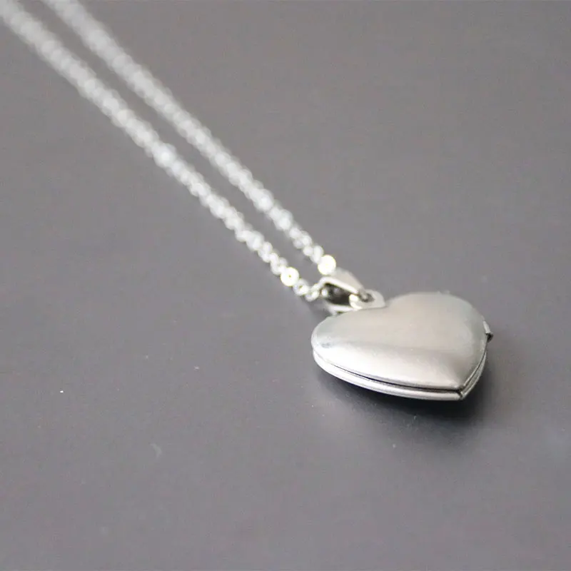 Everfast 1pc Smooth Photo Frame Love Heart Pendant Necklaces Stainless Steel Charms Locket Necklace Women Memory Jewelry - купить по