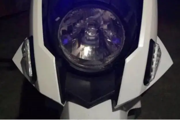 Поворотный Светильник Adeeing для мотоцикла с треугольным креплением светодиодный