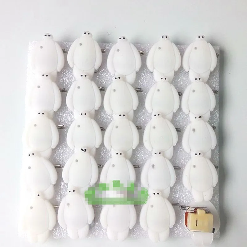75 шт. белый супер герой брошь игрушки светодиодные лампы Baymax подарок для детей