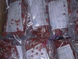 

Один пакет 1000 шт. керамических дисков 50 в 150pF 151PF 1000 шт./партия
