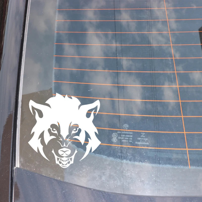 

YJZT 15.1CM*15.5CM Angry Of Wolf Staring At You Vinyl Decal Personality Car Sticker Black/Silver C4-1015