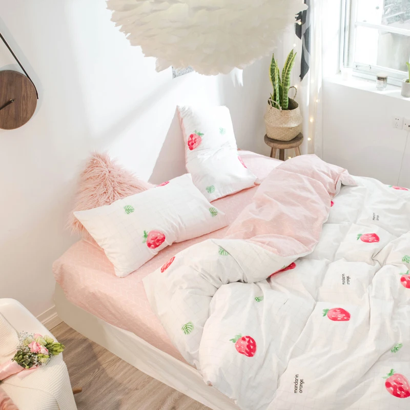 За В стиле принцессы с изображением клубники Постельное белье 100% хлопок полный