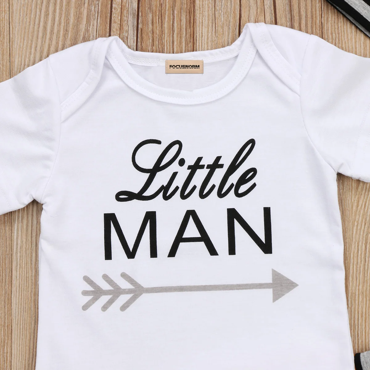 Одежда для маленьких мальчиков комбинезон с короткими рукавами и буквенным