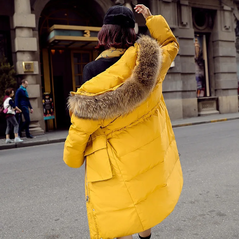 

Nice New Winter Women Large Real Raccoon Fur Hooded Parkas Duck Down Jacket Loose Yellow Black White Overcoat Snow Outwear