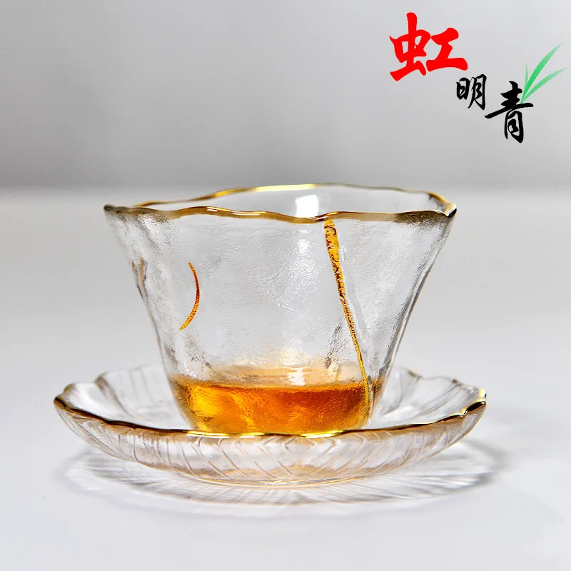 Стеклянная чашка с цветком сливы инкрустированная золотом термостойкая чайная