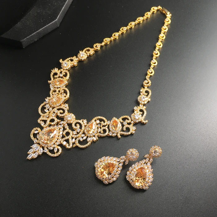 2019 new fashion retro palace noble V champagnel zircon necklace earring set wedding bride banquet dress jewelry free shipping | Украшения