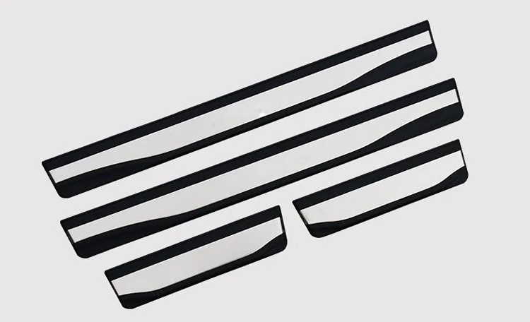 Накладка на порог наружная приветственная педаль оригинальная