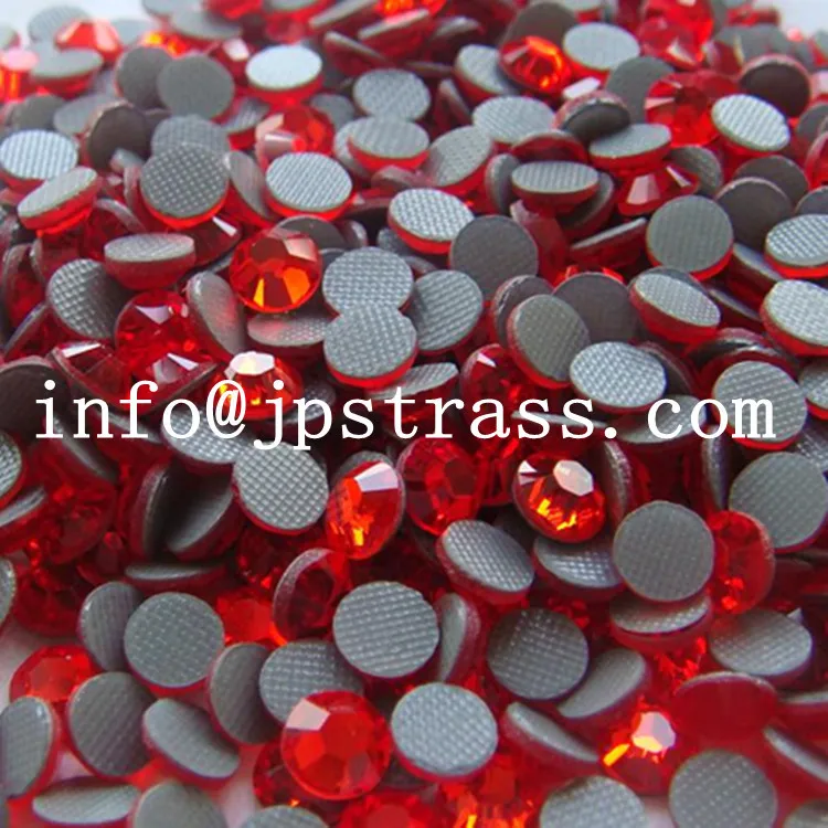Стразы горячей фиксации DMC в ss16 lt цвета siam 1440 шт. упаковке dmc из горного хрусталя