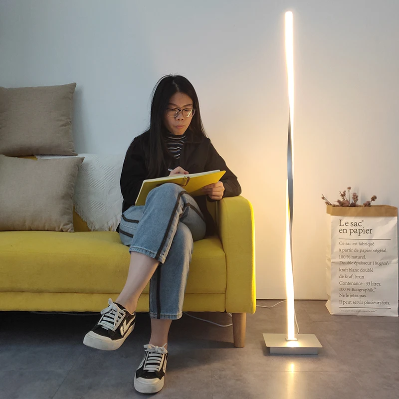 Светодиодный напольный светильник в скандинавском стиле современный торшерный