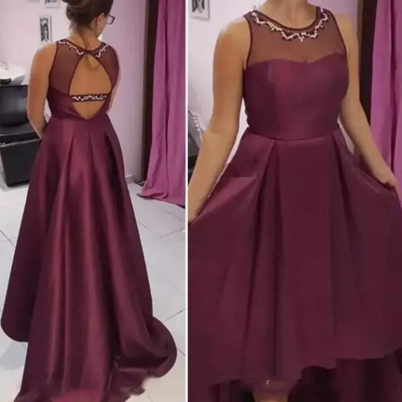 

Burgundy Bridesmaid Dresses Hi Low vestidos de madrinha Formal Gowns Adult Bridesmaid Gowns With Beaded Cheap