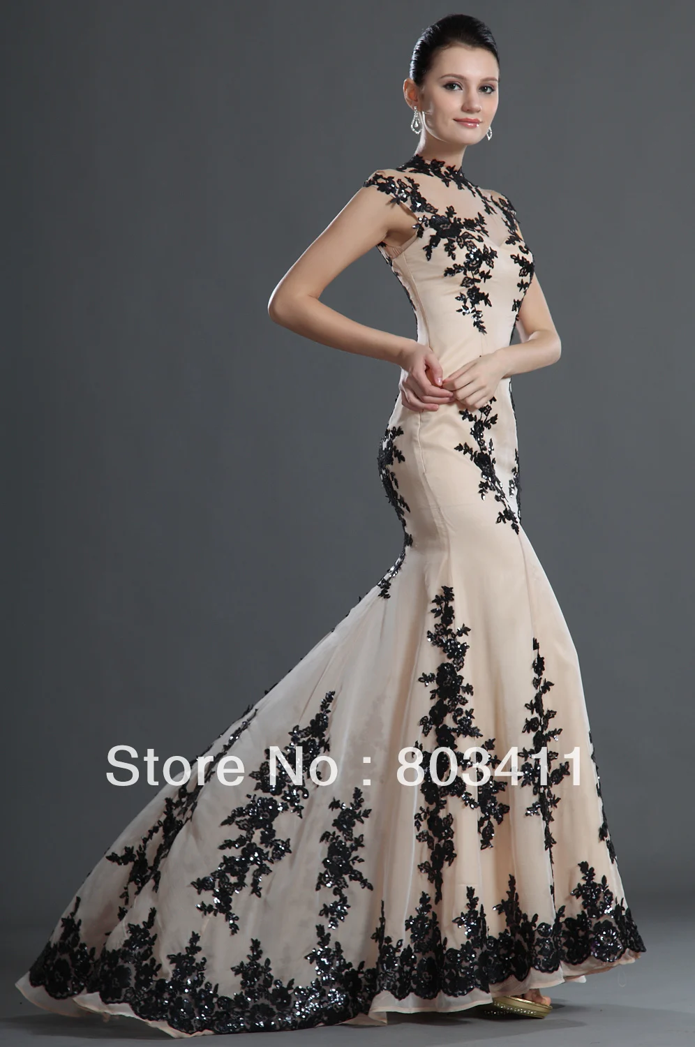 

Free Shipping New Arrival Gorgeous Mermaid Gown High Collar Black Applique Evening Dress