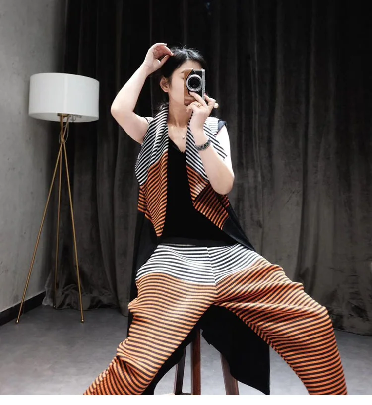 Высокое качество Miyake Fold лето полосатый жилет+ узкие брюки модный костюм из двух предметов брюки костюм
