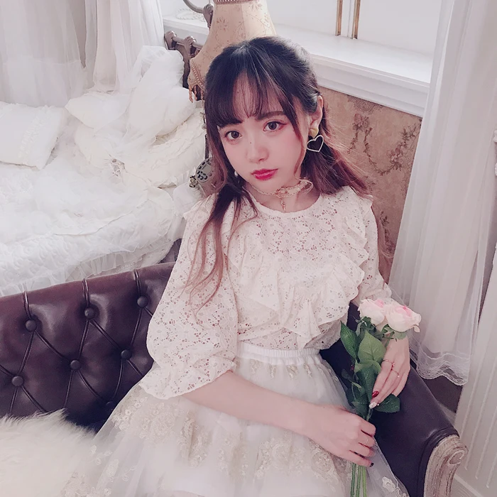 

Princess sweet lolita blouses BOBON21 spring and summer Antique maiden lace of auricularia and hollowed out lace blouse T1592