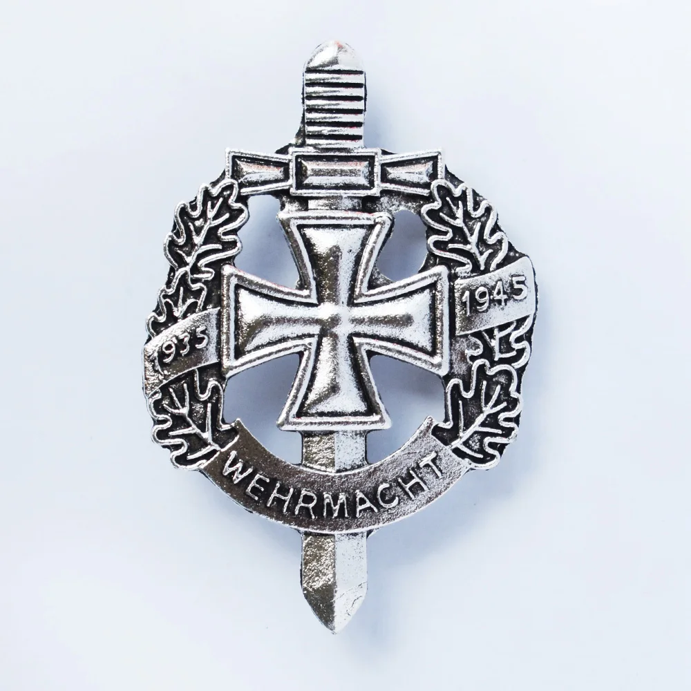 ВОЕННЫЙ ЗНАЧОК времен 2 мировой войны с немецким вермахтом Втч 1935 1945 железным