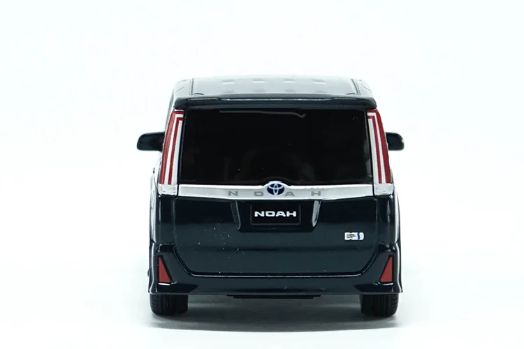 1:32 модель автомобиля из сплава с высокой имитацией Q версия для toyota NOAH литой под