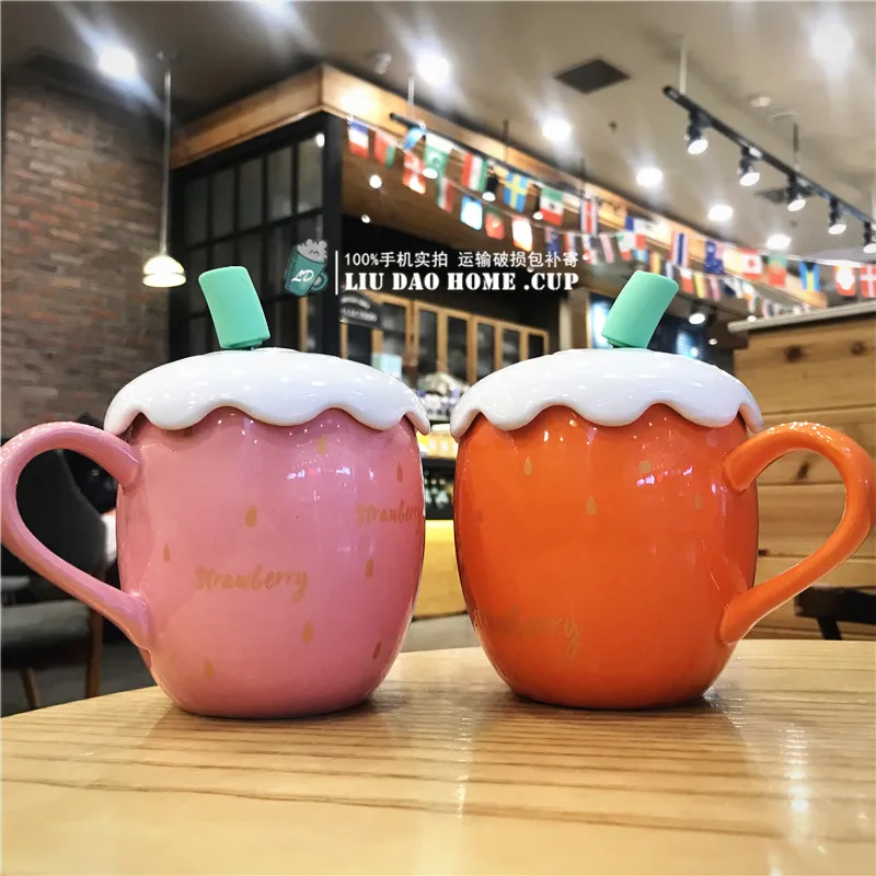 2 цвета Мультфильм клубника чашки Корейский Творческий Керамика чашка с крышкой