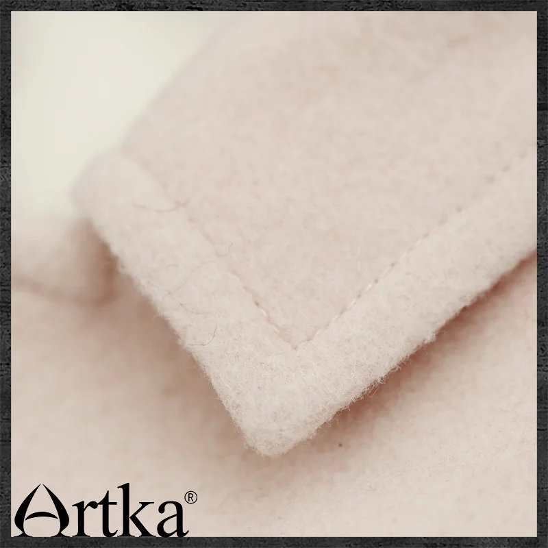 Женское шерстяное пальто ARTKA однотонное романтичное Прямое с отложным