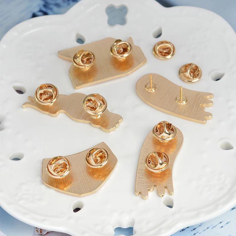 Черный кот коробка Нижнее белье попугай черный белый призрак эмаль брошь