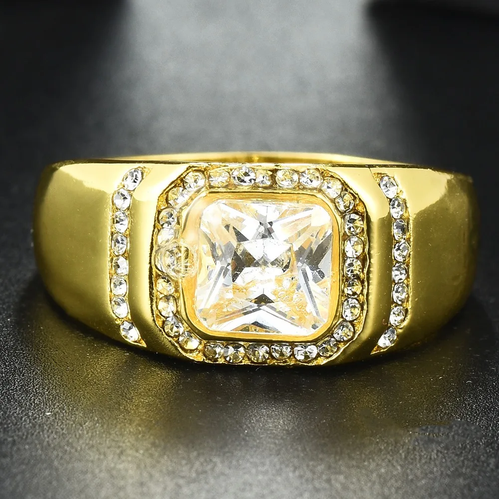 

European and American fashion jewelry Domineering business men's ring Artificial hand inlaid zircon Fashion personality match