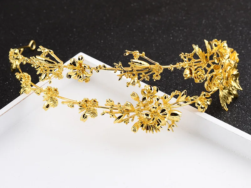 Женская свадебная тиара в стиле барокко с золотыми листьями и цветами | Украшения